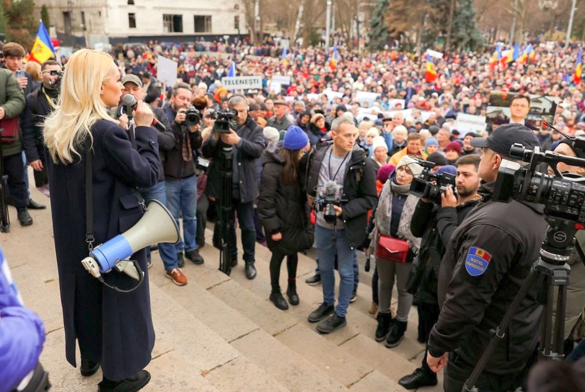 Cine e liderul protestelor anti-Maia Sandu de la Chișinău » În 2016, o chema pe Simona Halep în Republica Moldova!