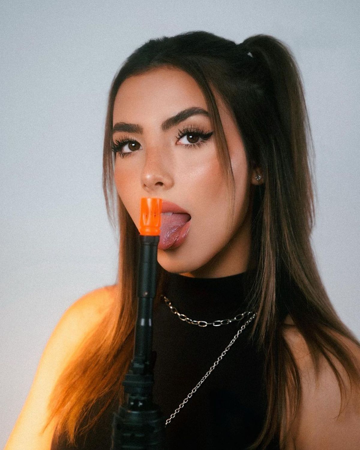 Cea mai sexy șahistă din lume e româncă » Are peste 500.000 de urmăritori pe Instagram