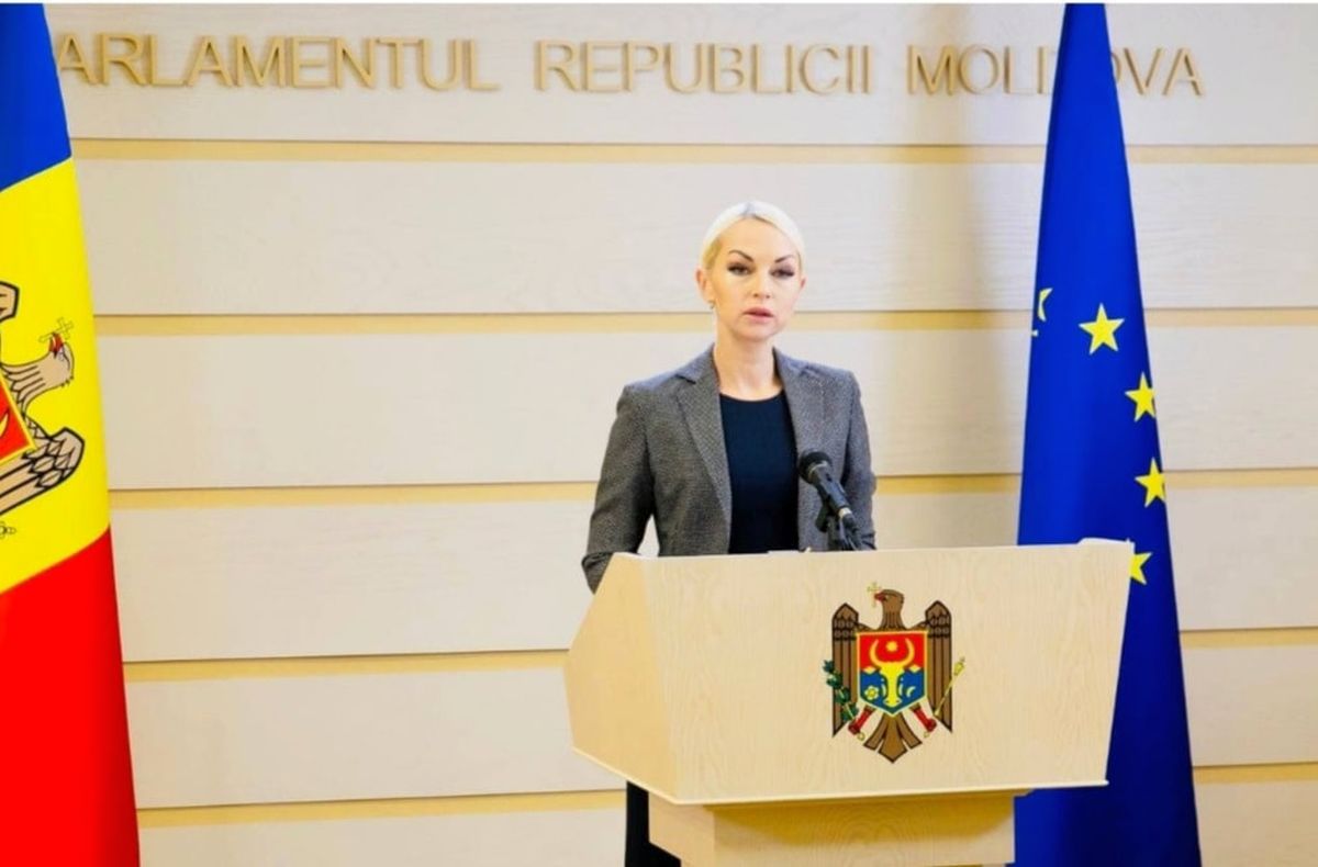 „Se vor transfera pe card!” » Marina Tauber, fosta șefă a Federației de Tenis, filmată când le explică activiștilor din Republica Moldova când vor primi bani din Rusia: „E vorba de lunile de campanie”