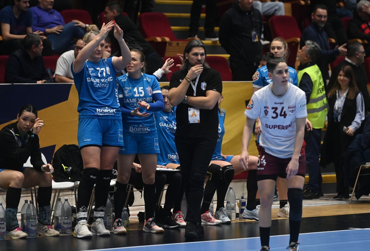 CSM București - Rapid, derby de foc în „optimile” Cupei României la handbal feminin