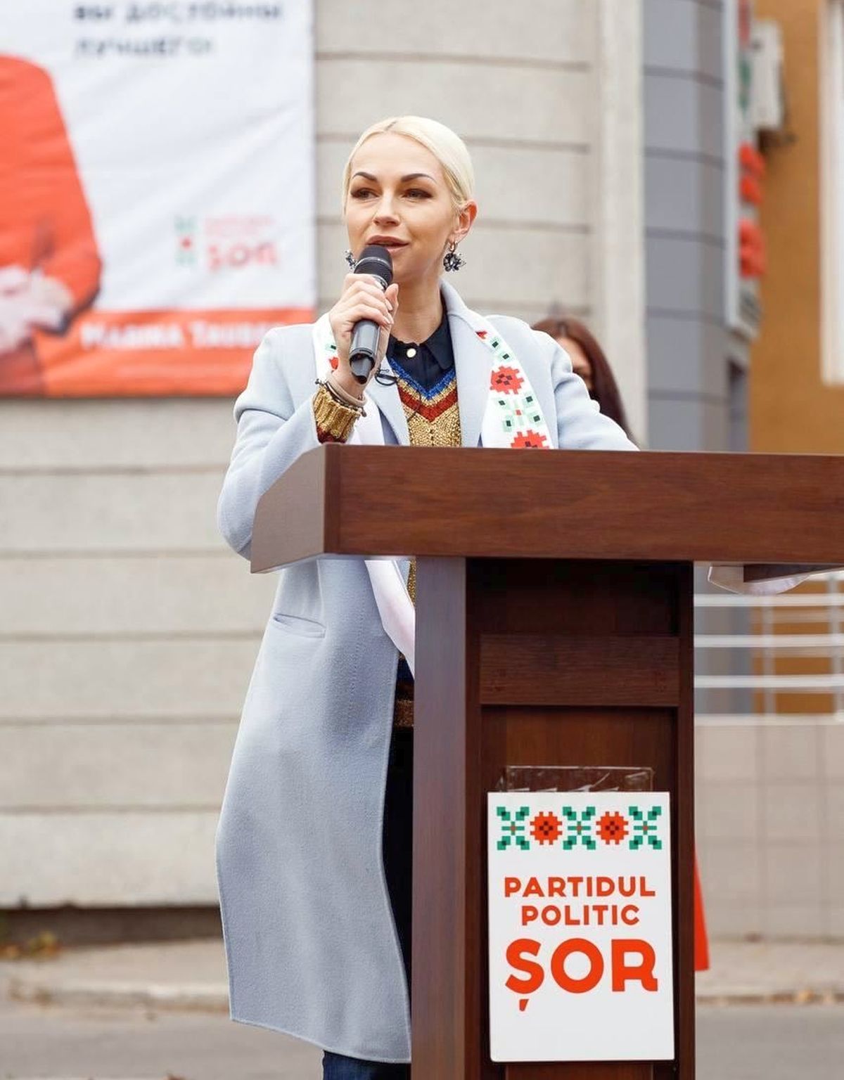 Marina Tauber, în mijlocul protestelor anti-guvernamentale de la Chișinău + imagini de la miting