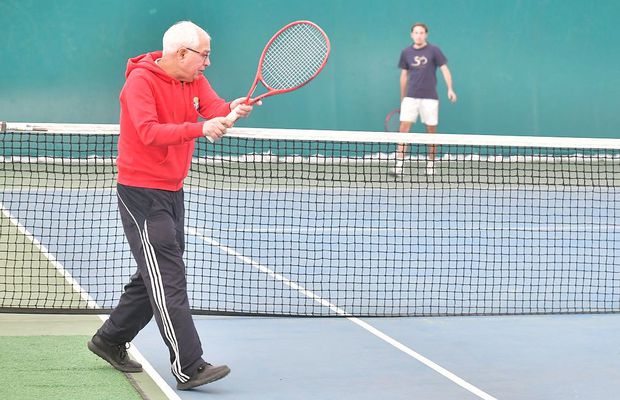 Un antrenor întors după 40 de ani în România dezvăluie șocul resimțit: „Chiar am stat și m-am întrebat de ce naiba am venit aici”