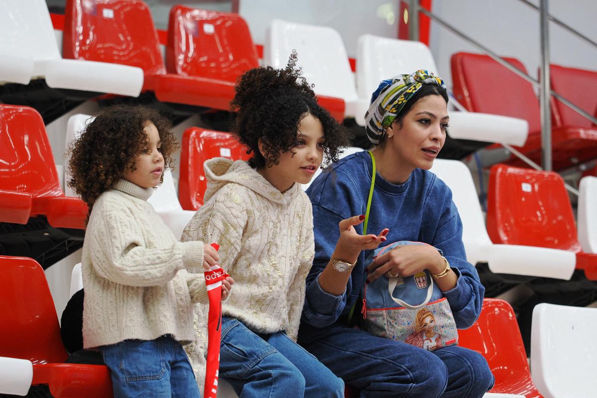 Selecționerul Buricea nu acceptă eșecul cu Dinamo din EHF: „La noi în sală e mai multă educație”