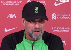 Jurgen Klopp, mirat în conferința de presă: „E jucătorul lui Arsenal și l-au împrumutat?! Interesant”
