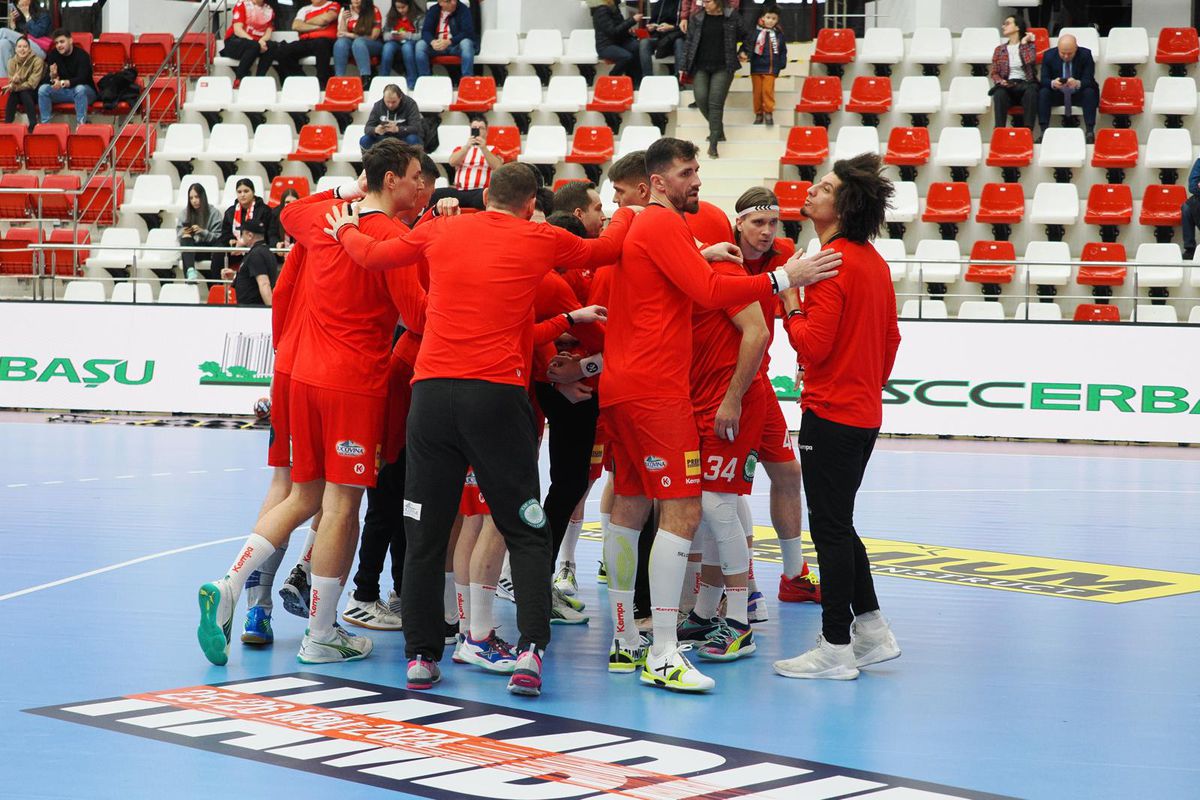 Selecționerul Buricea nu acceptă eșecul cu Dinamo din EHF: „La noi în sală e mai multă educație”