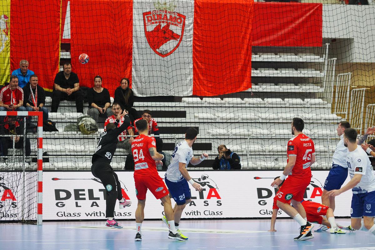 Selecționerul Buricea nu acceptă eșecul cu Dinamo din EHF: „La noi în sală e mai multă educație”