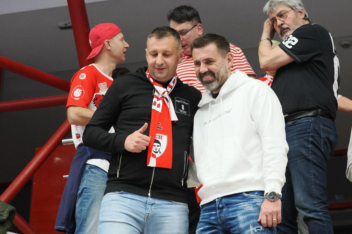 A atras toate privirile la Dinamo - CSM Constanța, derby-ul românesc din European League! Fanii au stat la coadă pentru o poză