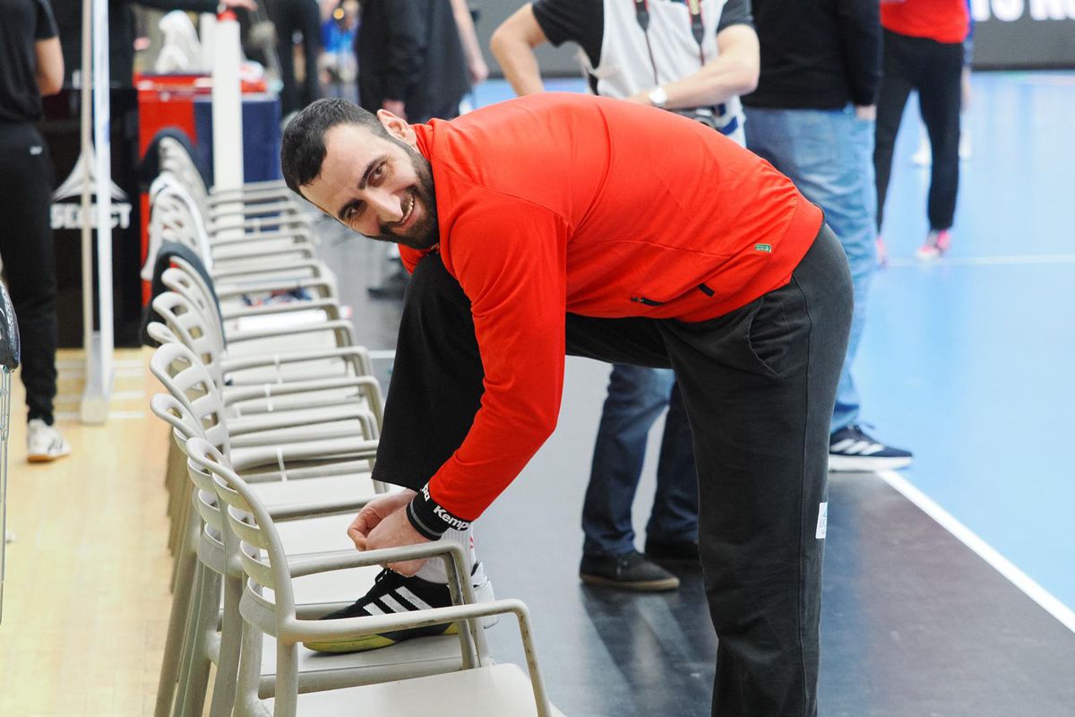 Selecționerul Buricea nu acceptă eșecul cu Dinamo din EHF: „La noi în sală e mai multă educație”