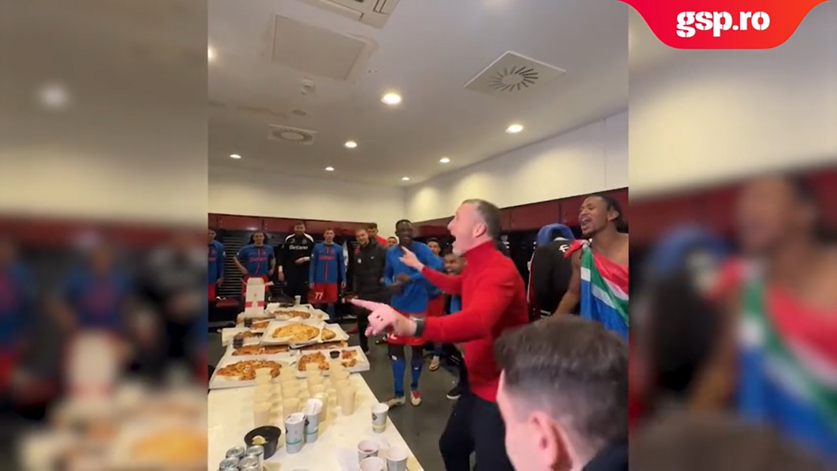 Moment savuros! Mihai Stoica a intrat în vestiar și a schimbat versurile scandării: „Stați puțin. Asta e varianta oficială!”
