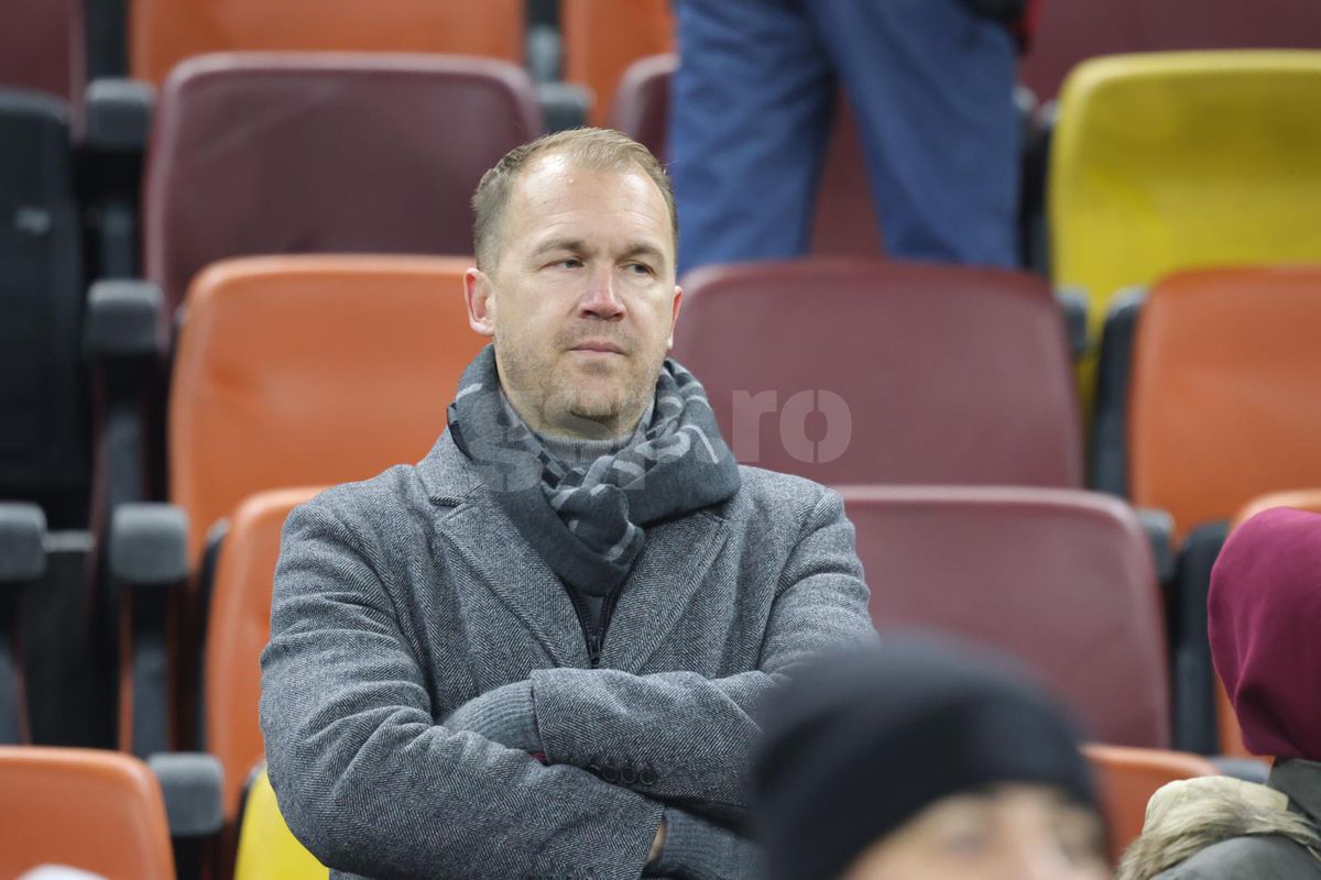 Cu cine a venit Darius Olaru la FCSB - PAOK: au atras toate privirile pe Arena Națională » Alți oaspeți de gală la meci