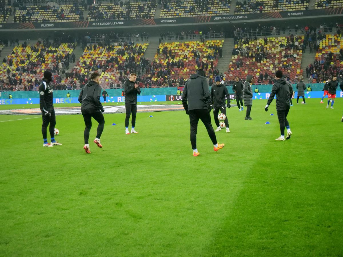 FCSB - PAOK, retur play-off pentru „optimile” Europa League // 20.02.2025 » Imagini de la încălzire