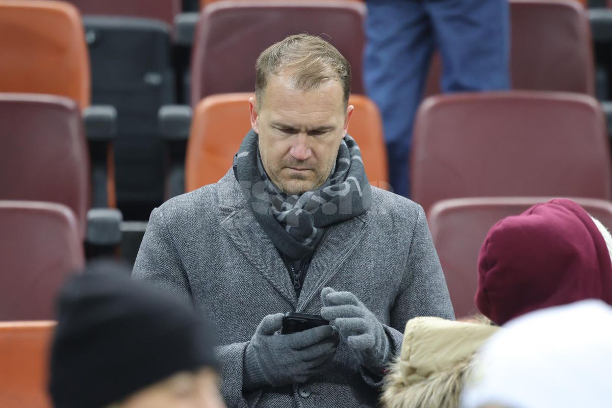 Cu cine a venit Darius Olaru la FCSB - PAOK: au atras toate privirile pe Arena Națională » Alți oaspeți de gală la meci