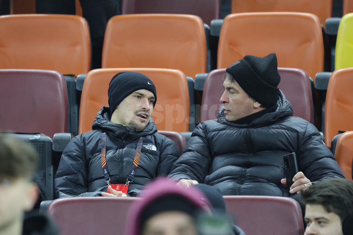 Cu cine a venit Darius Olaru la FCSB - PAOK: au atras toate privirile pe Arena Națională » Alți oaspeți de gală la meci
