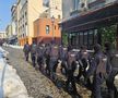 Suporterii lui PAOK fac spectacol în Centrul Vechi din București înaintea duelului cu FCSB, foto: Remus Dinu