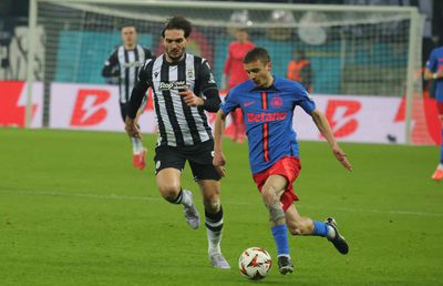 FCSB e creditată de UEFA ca performera play-off-ului Europa League » Cei 2 fotbaliști aleși în echipa ideală