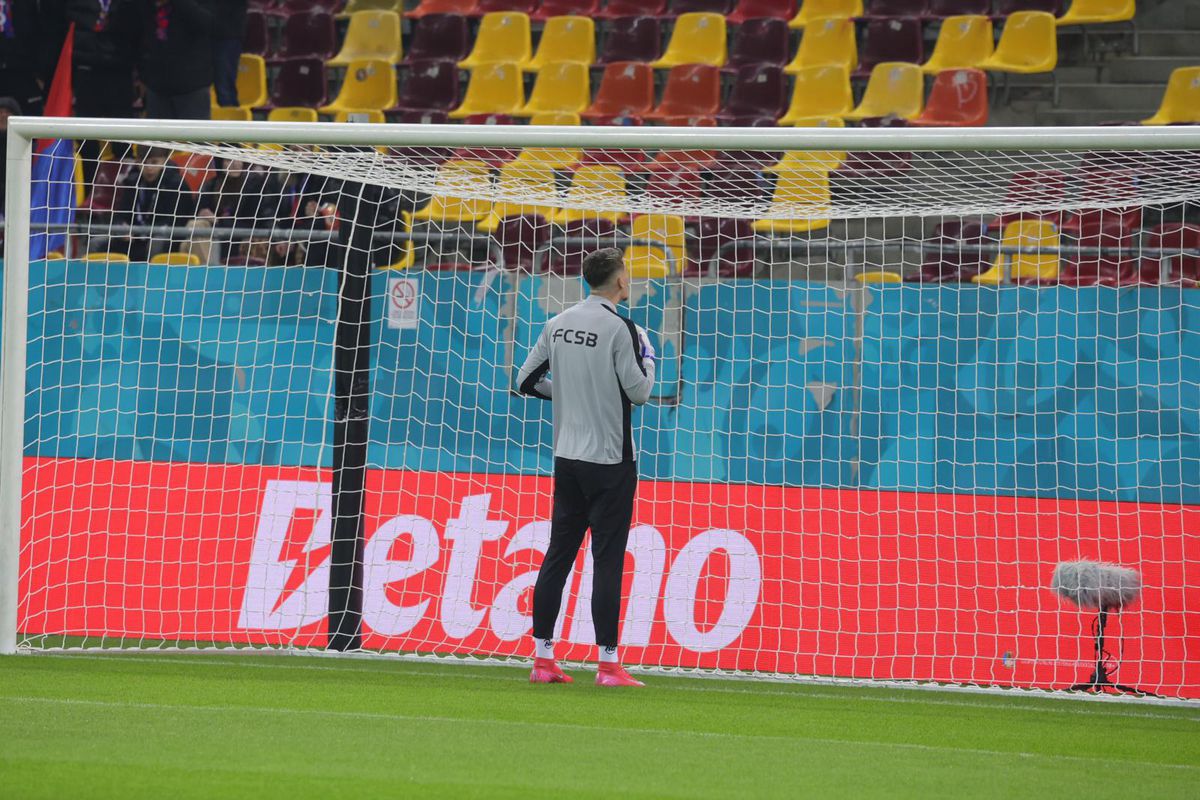 FCSB - PAOK, retur play-off pentru „optimile” Europa League // 20.02.2025 » Imagini de la încălzire