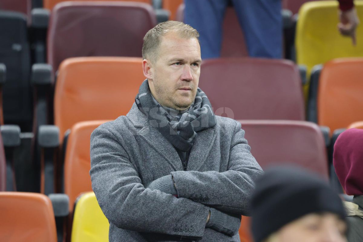 Cu cine a venit Darius Olaru la FCSB - PAOK: au atras toate privirile pe Arena Națională » Alți oaspeți de gală la meci