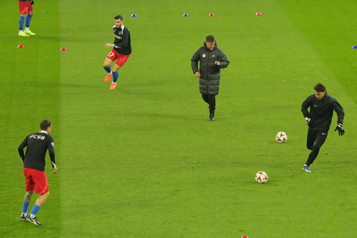 FCSB - PAOK, retur play-off pentru „optimile” Europa League // 20.02.2025 » Imagini de la încălzire