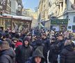 Suporterii lui PAOK fac spectacol în Centrul Vechi din București înaintea duelului cu FCSB, foto: Remus Dinu