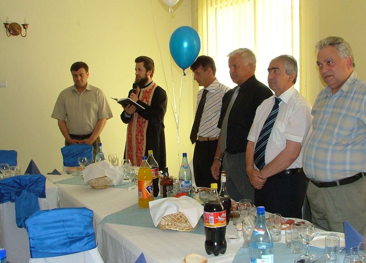 Marin Condescu de-a lungul anilor » Sindicalistul-șef de club, în diverse ipostaze: din mină în lojă, de la mărire la decădere