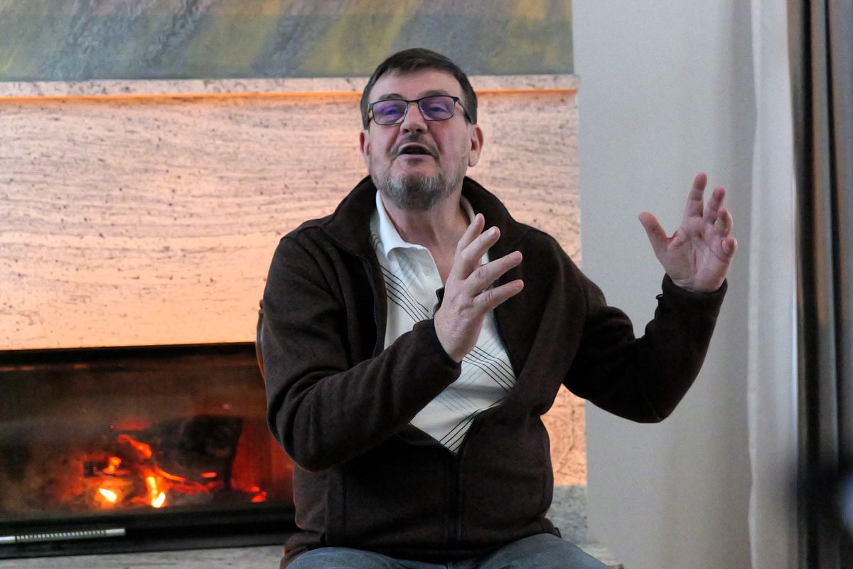 Marin Condescu, față în față cu reporterii GSP » Interviu cu fostul președinte de la Pandurii: cum s-a schimbat fostul șef de club