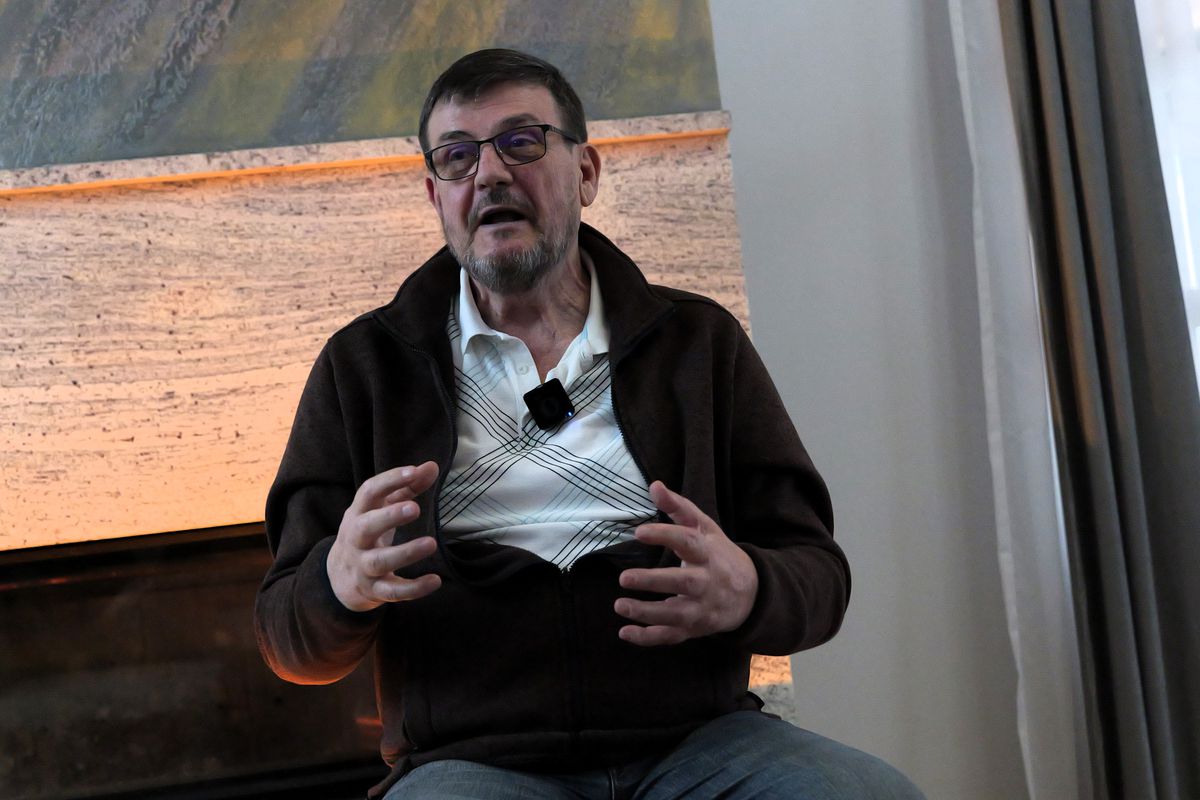 Marin Condescu, față în față cu reporterii GSP » Interviu cu fostul președinte de la Pandurii: cum s-a schimbat fostul șef de club