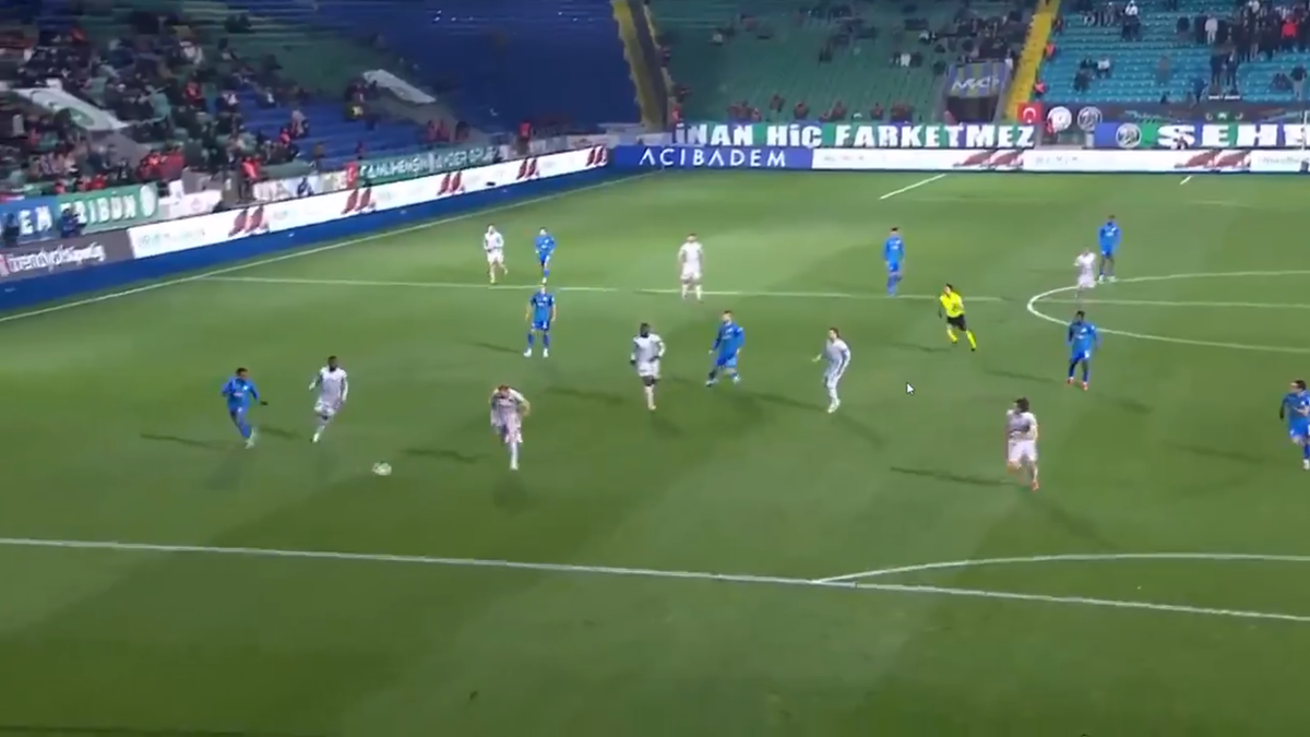 Valentin Mihăilă, „bară-gol” cu Kocaelispor