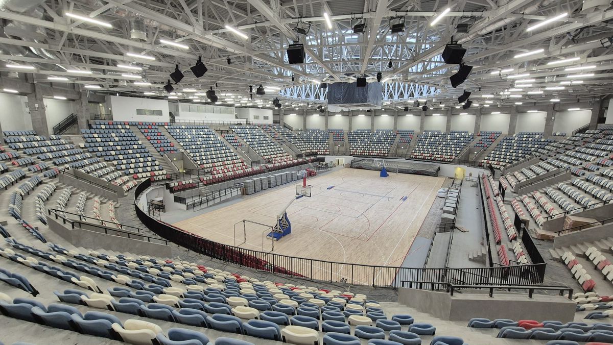 Un nou OZN în România, aproape de finalizare! Imagini impresionante cu arena de 25 de milioane de euro