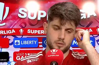 Iacob și Roman s-au contrazis pe faza penalty-ului: „Nu l-am atins!” / „Eu nu știu să simulez!”