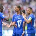 Kylian Mbappe și Adrien Rabiot sărbătoresc un gol al naționalei Franței în meciul cu Germania din vara trecută în finala mică a Nations League / Foto: Imago