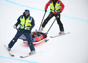 Campionul mondial la halfpipe, scos pe targă de pe pârtie după o căzătură serioasă în timpul calificărilor la Jocurile Olimpice: „E afectat, dar conștient”