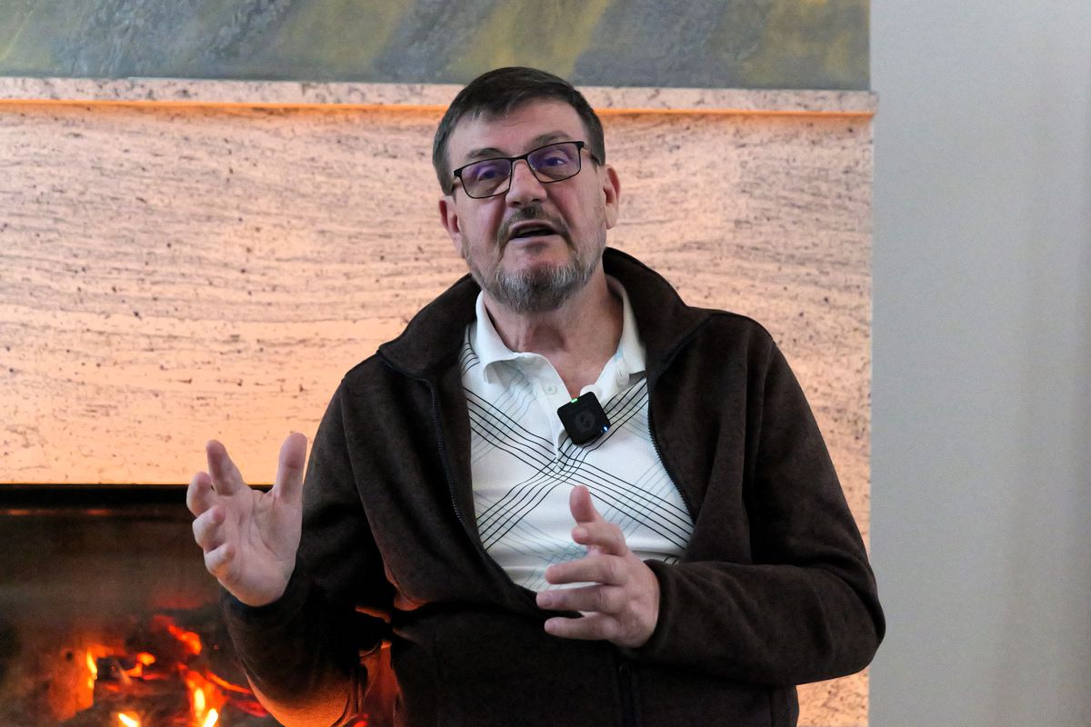 Marin Condescu, față în față cu reporterii GSP » Interviu cu fostul președinte de la Pandurii: cum s-a schimbat fostul șef de club