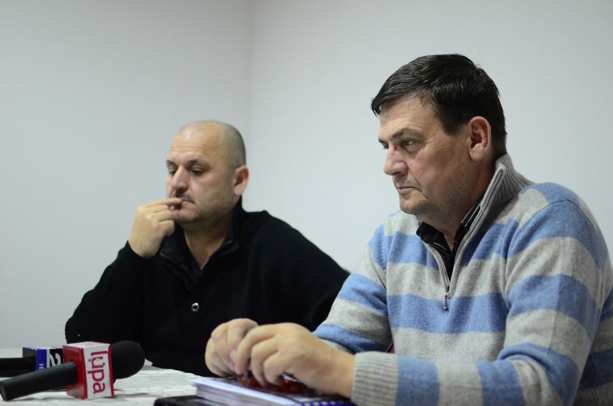 Marin Condescu de-a lungul anilor » Sindicalistul-șef de club, în diverse ipostaze: din mină în lojă, de la mărire la decădere