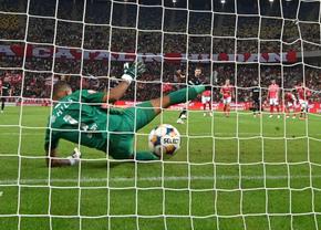 Ce se întâmplă cu Epassy și Roșca: cine va apăra poarta lui Dinamo în derby-ul cu Rapid