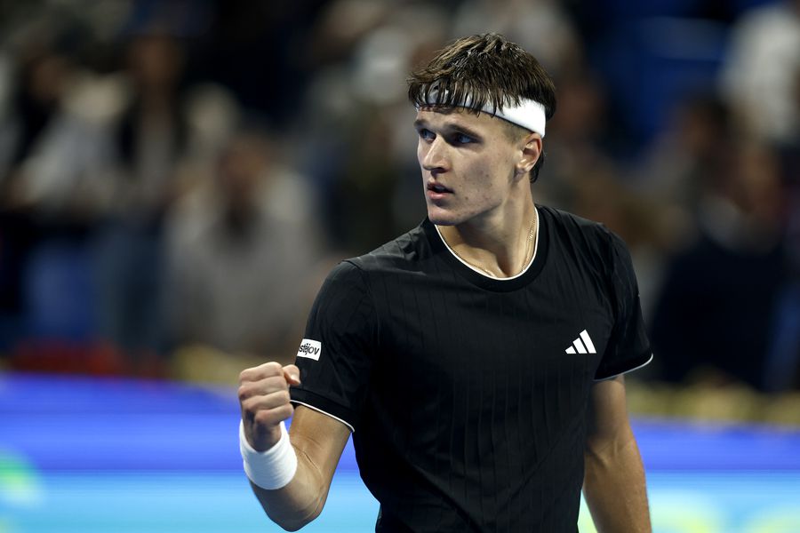 Jannik Sinner, în criză! Numărul 2 mondial a fost eliminat în „sferturile” turneului de la Doha: „Nu sunt îngrijorat”