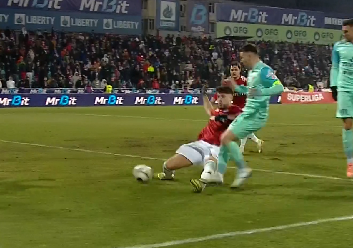 Eroare de arbitraj Oțelul - UTA