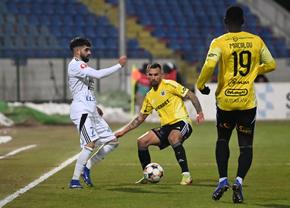 FC Botoșani - U Cluj 1-3 » Pas mare spre play-off! U Cluj câștigă un meci tare la Botoșani și își consolidează poziția