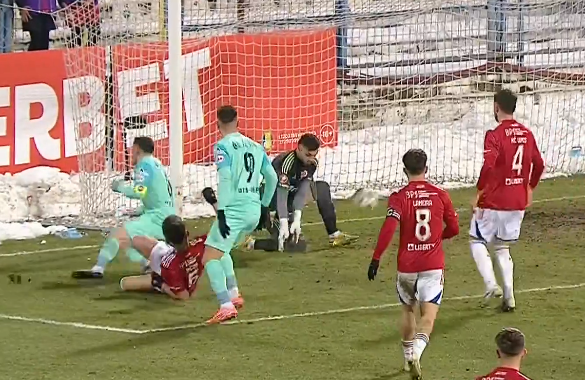 Eroare de arbitraj Oțelul - UTA