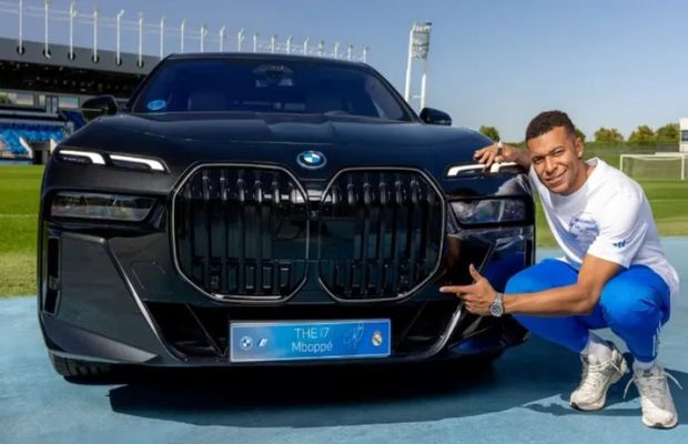 Kylian Mbappe a obținut carnetul de șofer, dar nu în Madrid! Ce mașină a postat pe rețelele de socializare