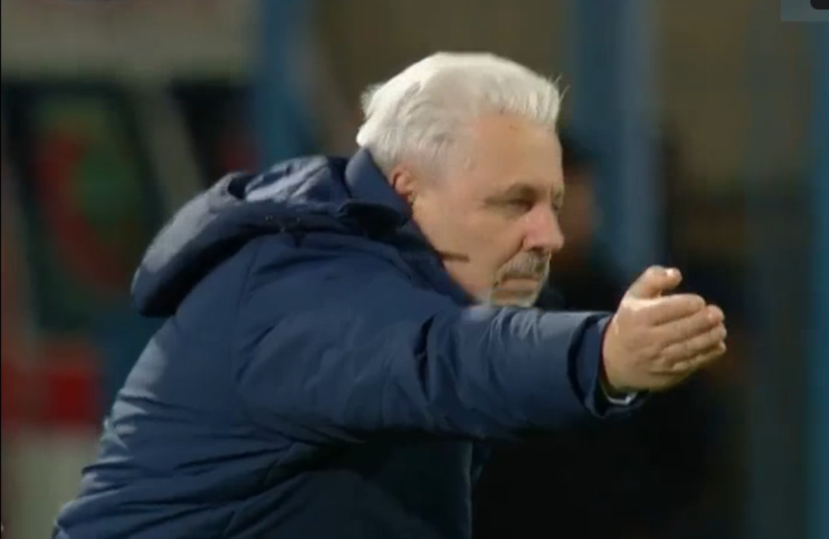 Marius Șumudică, meci cu 6 goluri în Arabia Saudită » Feșnic a fost la centru, Hațegan în camera VAR