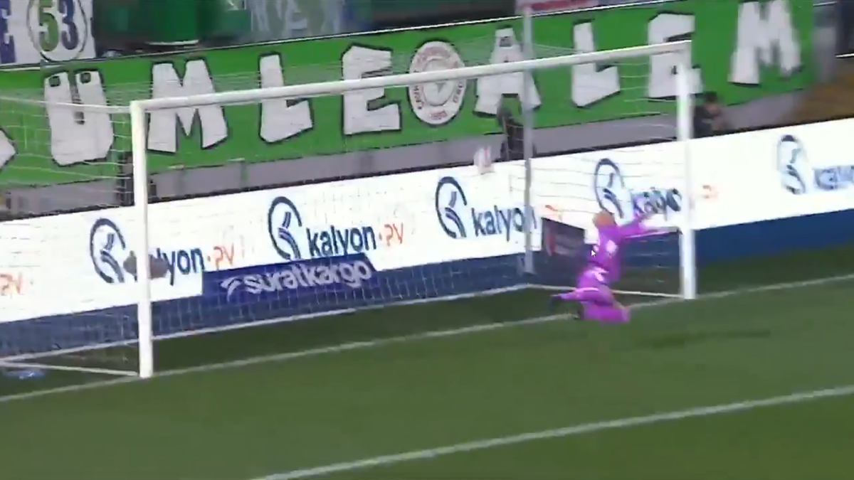 Valentin Mihăilă, „bară-gol” cu Kocaelispor