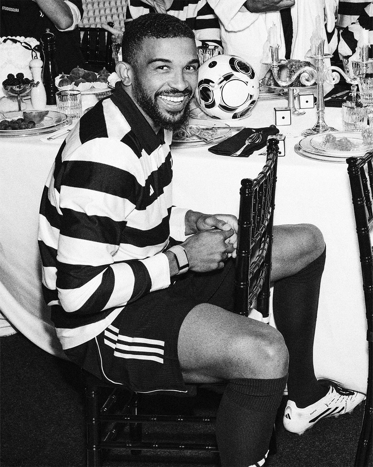 Juventus, prezentare spectaculoasă a noului echipament » Clubul se întoarce aproape 30 de ani în trecut