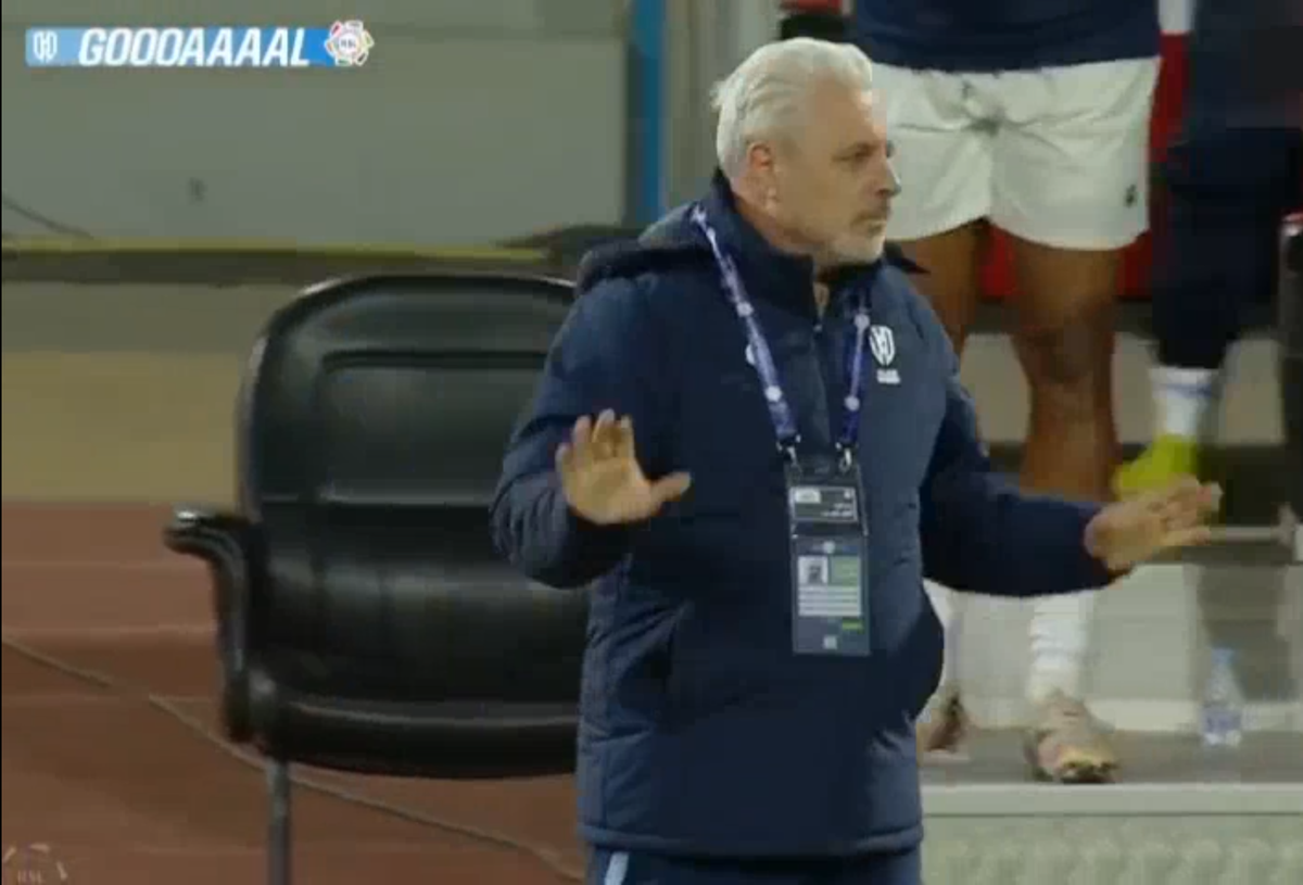 Marius Șumudică, meci cu 6 goluri în Arabia Saudită » Feșnic a fost la centru, Hațegan în camera VAR