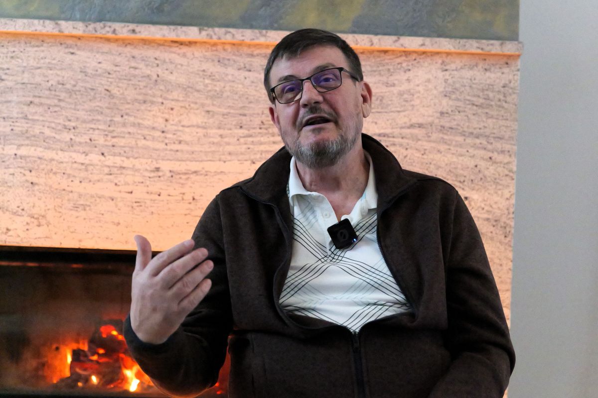 Marin Condescu, față în față cu reporterii GSP » Interviu cu fostul președinte de la Pandurii: cum s-a schimbat fostul șef de club