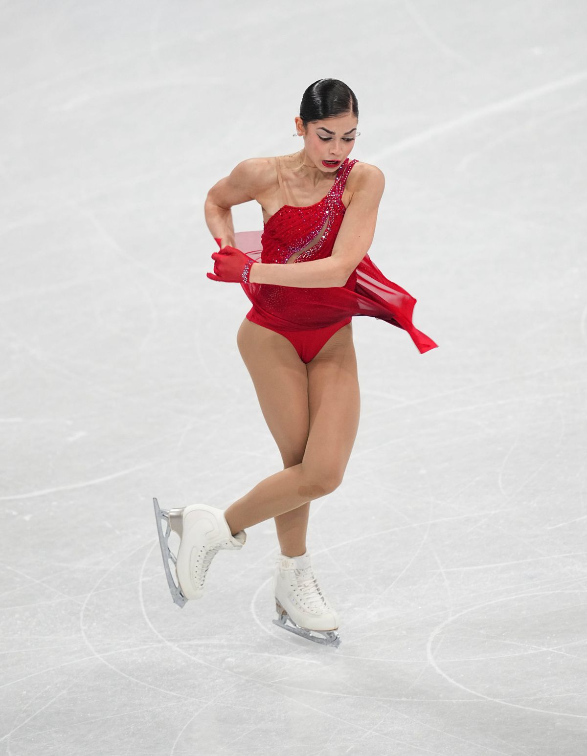 Rusoaica a participat în finală la patinaj artistic, alături de Julia Sauter, și a fost ținta criticilor: „Nu încalcă regulile?”