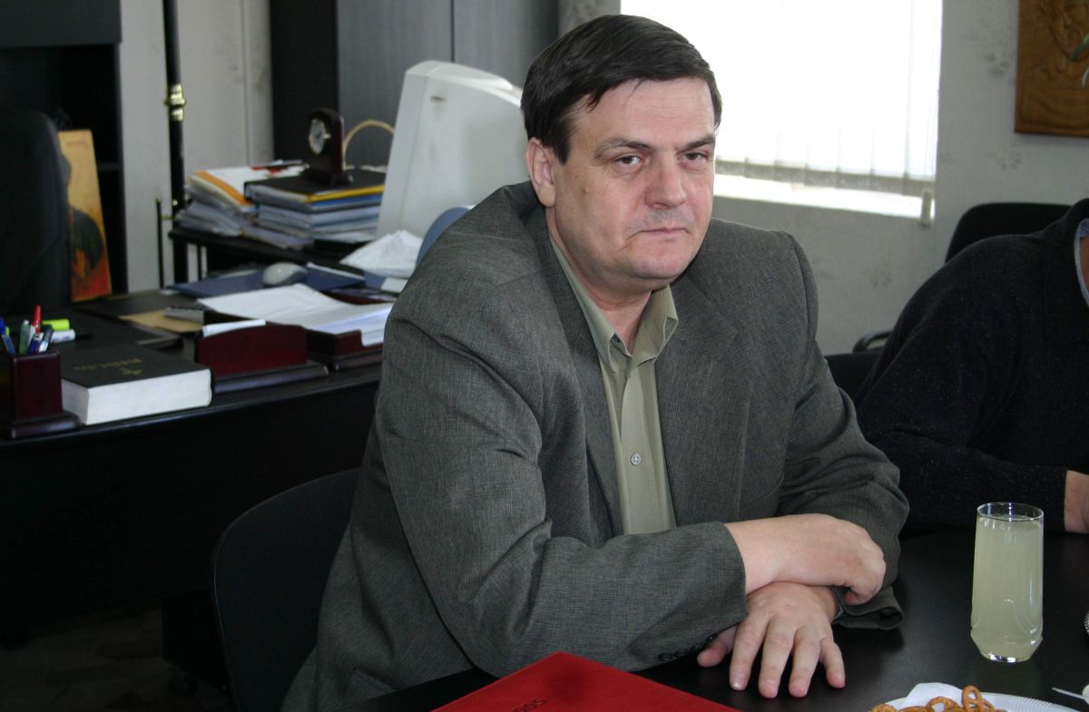 Marin Condescu de-a lungul anilor » Sindicalistul-șef de club, în diverse ipostaze: din mină în lojă, de la mărire la decădere