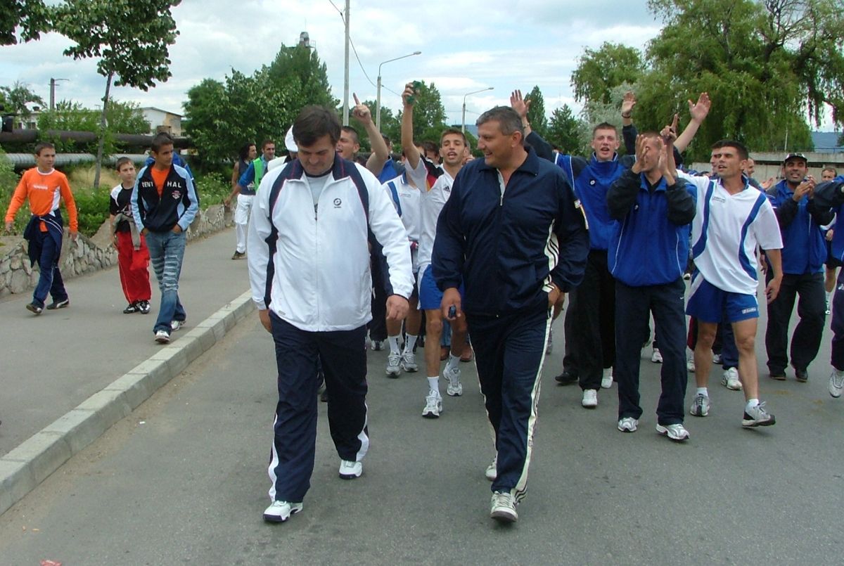 „S-a câștigat foarte mult la pariuri, cota era 9!” » Marin Condescu „desecretizează” cel mai mare meci din istoria Pandurilor: „Știi câți bani am luat?”