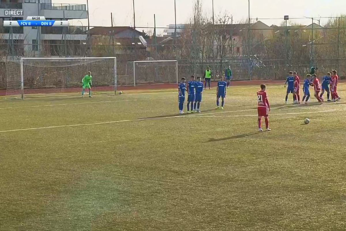 FOTO Fotbalistul pe care miza Contra, „dublă” de senzație la Dinamo 2: lovitură liberă în vinclu și exterior perfect