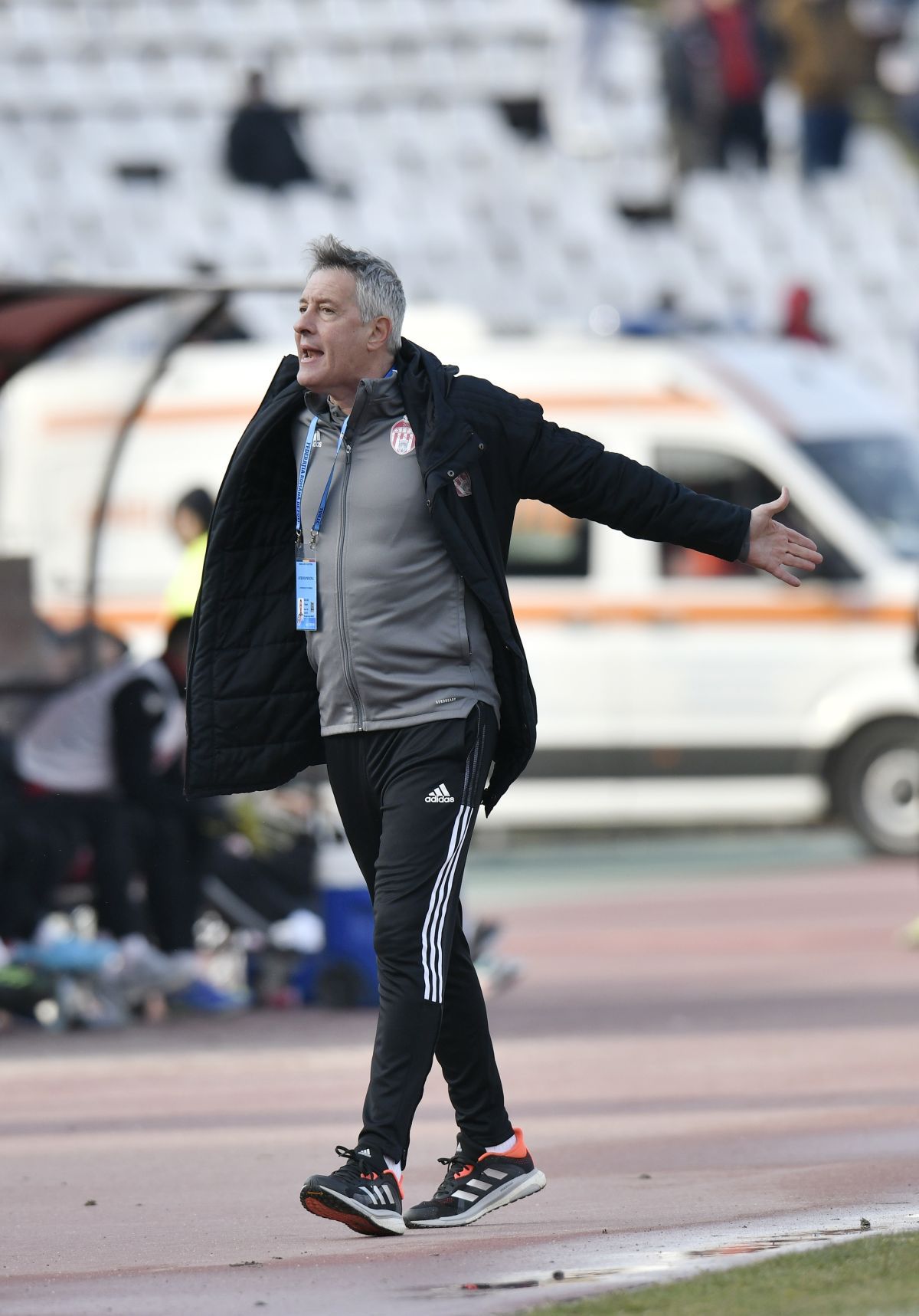 DDB, mesaj pentru fotbaliștii lui Dinamo: „Ați ratat obiectiv după obiectiv! E nevoie de decență”