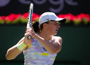 Iga Swiatek, de neoprit la Miami » Poloneza e în semifinale la Miami după a 15-a victorie consecutivă